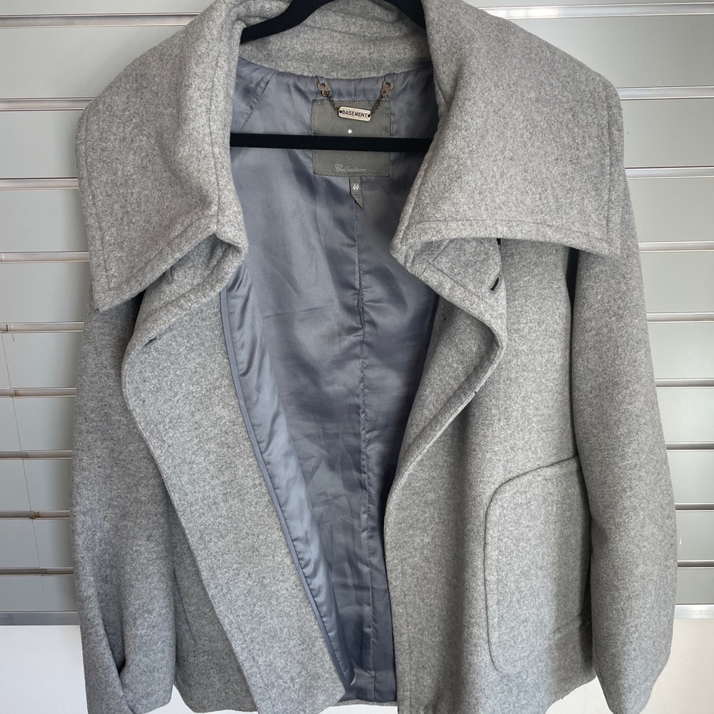 Gray peacoat - Picture 6 of 6